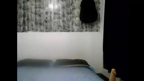 Snapshot of kate_mossi chatting on 05.19.26 Danna online show from 05.19.26