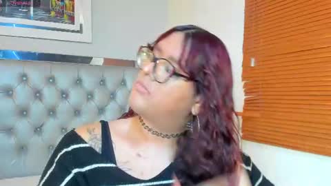 Snapshot of kate_pickman chatting on 08.05.26 kate online show from 08.05.26