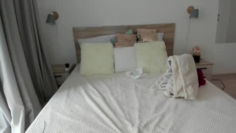 Snapshot of kate_redgar chatting on 04.03.26 kate_redgar online show from 04.03.26