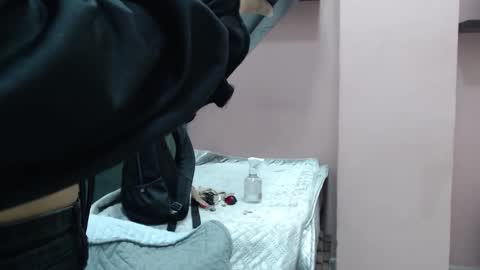 Kari online show from 09.23.25