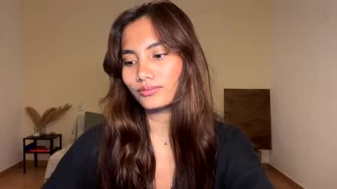 Snapshot of katedami chatting on 01.29.25 Kate Dami online show from 01.29.25