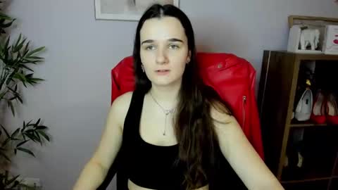 Snapshot of katedesire chatting on 02.22.25 Kate  online show from 02.22.25