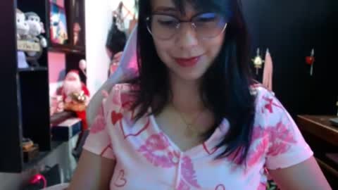 Kateeen18 online show from 06.15.26