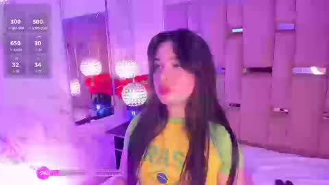 Snapshot of kateleeh_ chatting on 09.26.25 Kate online show from 09.26.25