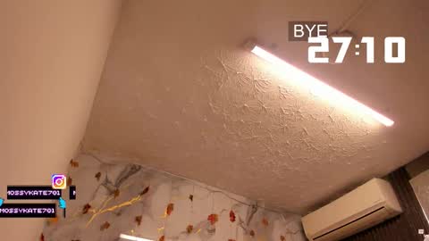 Im Katherine but call me Kate  online show from 12.03.25