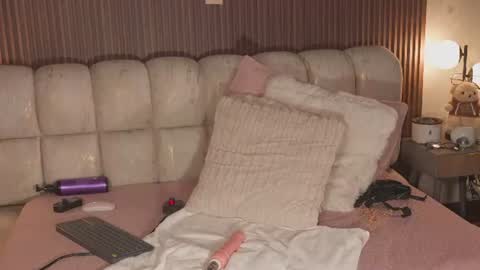  Kate Owens  online show from 07.28.26