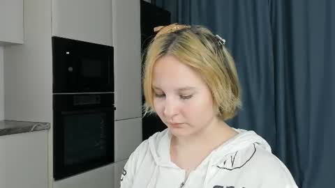 Snapshot of kateparson chatting on 07.01.26 Kate online show from 07.01.26
