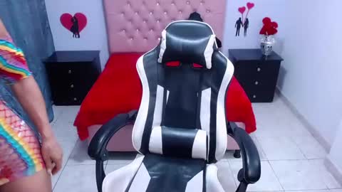 Snapshot of katetompson chatting on 02.17.25 kate Tompson online show from 02.17.25