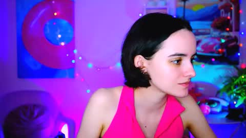 katewillows online show from 02.16.26