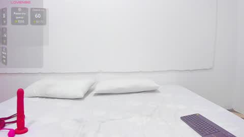 katey Curvy01 online show from 12.12.24