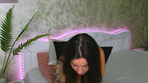 Snapshot of katey_riva35708 chatting on 09.18.25 KateyRiva online show from 09.18.25