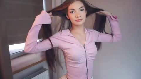 Sofa online show from 04.17.26