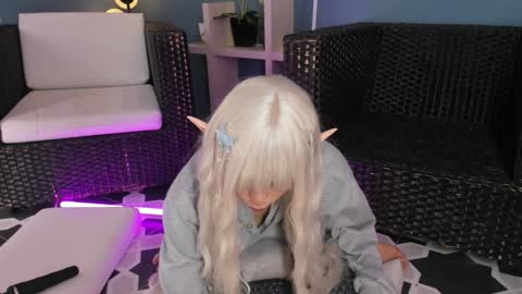 KatheGomez  online show from 01.13.25