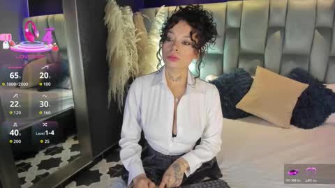 KatheGomez  online show from 11.26.25