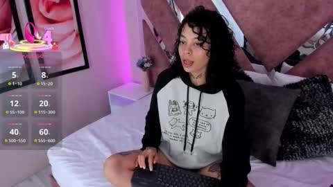 KatheGomez  online show from 12.05.25