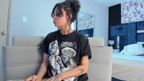 KatheGomez  online show from 04.01.26