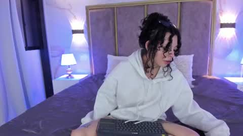 KatheGomez  online show from 07.30.26