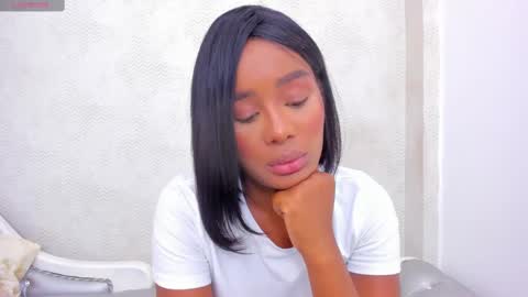 Snapshot of katherin_cruzz chatting on 03.01.25 katherin online show from 03.01.25