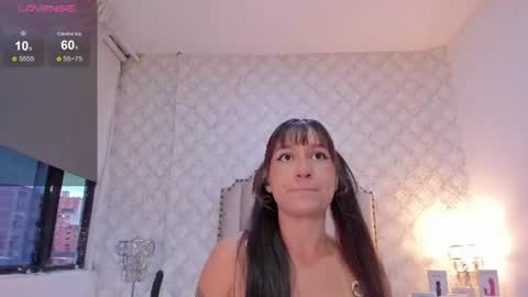Snapshot of katherine_glow chatting on 07.24.26 KATHE online show from 07.24.26