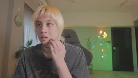 Snapshot of katherynlin chatting on 03.12.26 Kathy online show from 03.12.26