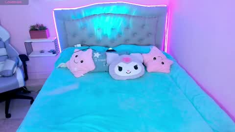 Snapshot of kathia_saenz chatting on 12.26.24 Kathia  online show from 12.26.24