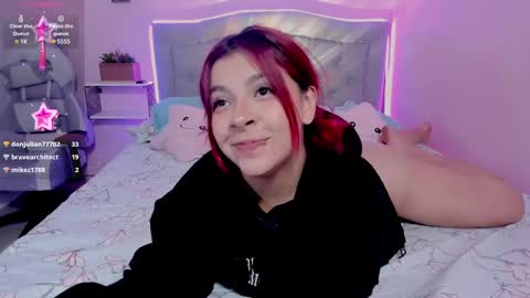 Snapshot of kathia_saenz chatting on 01.24.25 Kathia  online show from 01.24.25