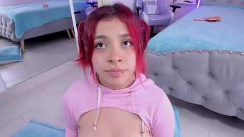 Snapshot of kathia_saenz chatting on 02.28.25 Kathia  online show from 02.28.25