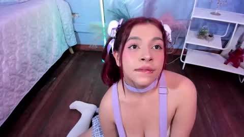 Snapshot of kathia_saenz chatting on 10.01.25 Kathia  online show from 10.01.25