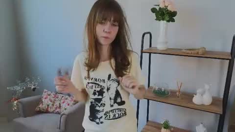 Snapshot of kathleen_banks chatting on 06.18.26 Ami online show from 06.18.26