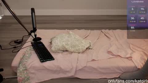 Snapshot of kathrynivy chatting on 12.14.24 Kathryn Ivy online show from 12.14.24