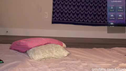 Snapshot of kathrynivy chatting on 12.19.24 Kathryn Ivy online show from 12.19.24