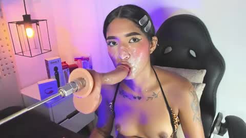 Snapshot of kathy_naughty1 chatting on 12.06.24 Khaty online show from 12.06.24