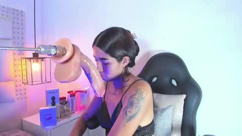 Snapshot of kathy_naughty1 chatting on 12.13.24 Khaty online show from 12.13.24