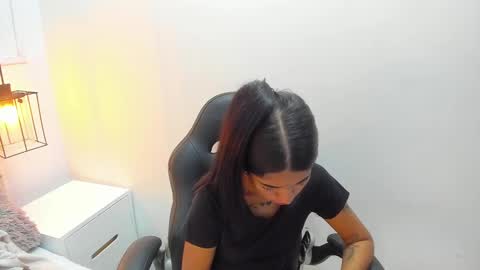 Snapshot of kathy_naughty1 chatting on 01.30.25 Khaty online show from 01.30.25