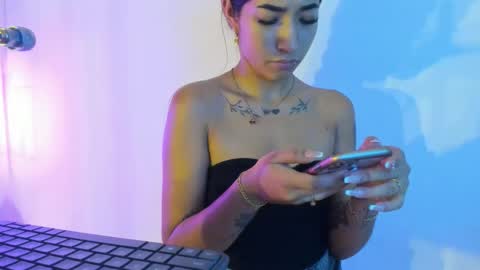 Snapshot of kathy_naughty1 chatting on 09.29.25 Khaty online show from 09.29.25