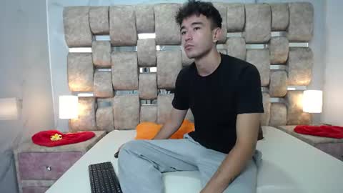 Kaht y Aiden online show from 07.07.26