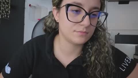 Khaterine online show from 10.20.25