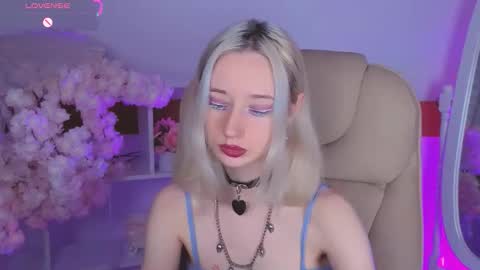 Katia  online show from 12.21.25