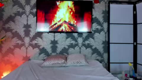 Karen Villas online show from 02.17.25