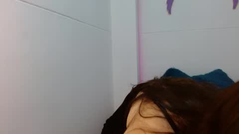 . . KATIA . . online show from 05.01.26