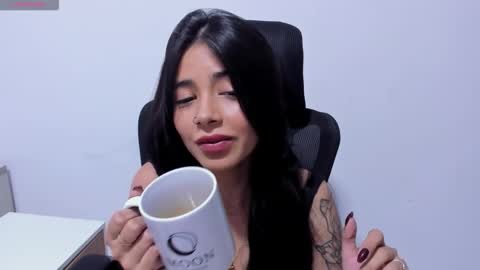 Snapshot of katialips_ chatting on 01.17.26 Katia online show from 01.17.26