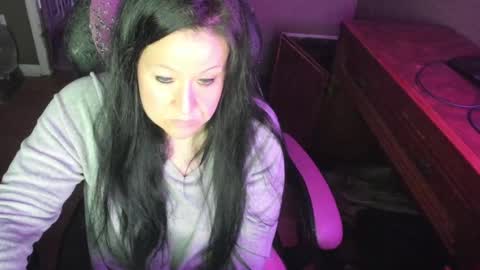 Snapshot of katie227 chatting on 12.15.24 Katie online show from 12.15.24