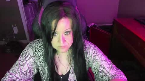 Snapshot of katie227 chatting on 01.03.25 Katie online show from 01.03.25