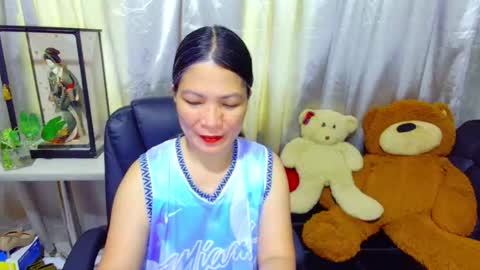 Snapshot of katie_8441 chatting on 10.07.25 Kate online show from 10.07.25