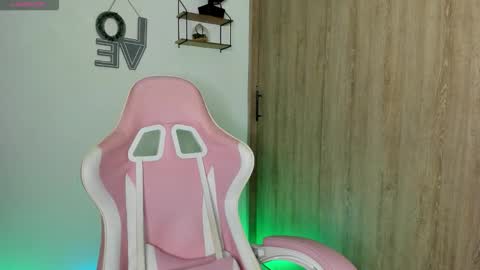 Katie online show from 11.06.25