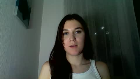 katie_foxi online show from 10.25.25