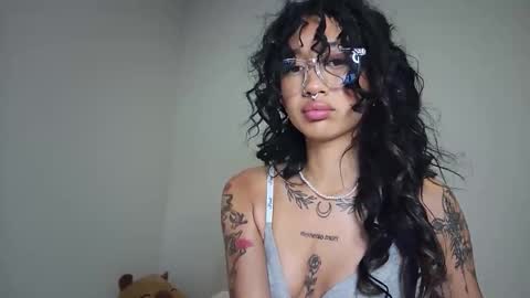 Snapshot of katiecai chatting on 04.09.26 katiecai online show from 04.09.26