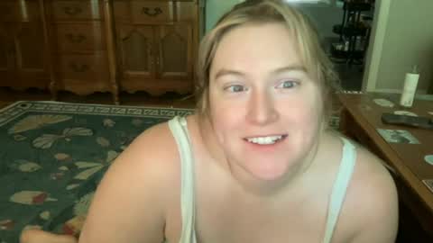 Snapshot of katiecopper27 chatting on 06.19.26 katiecopper27 online show from 06.19.26