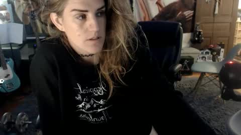 Katie online show from 11.12.25