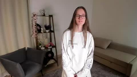 Scarlett online show from 10.13.25